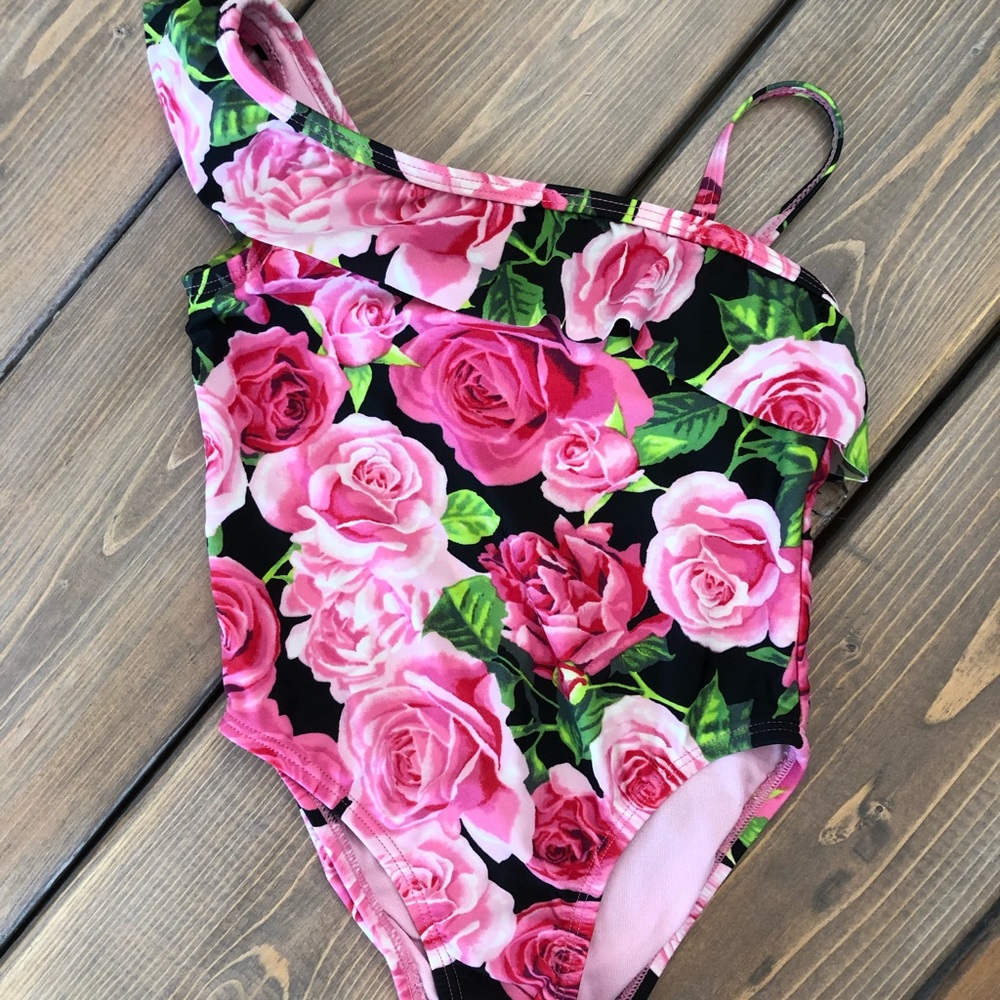 Swimsuit (one piece)